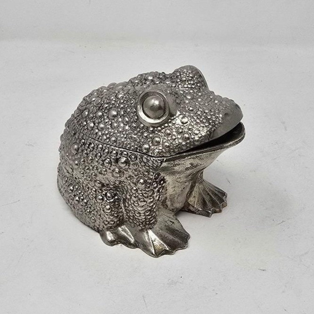 Vintage silver tone metal frog trinket box toad figurine‎ jewelry dish